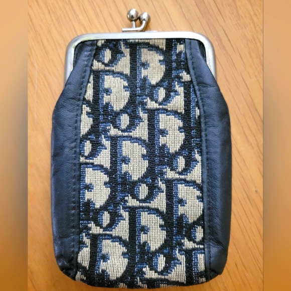 Dior Handbags - ❤️💚SALE! Christian Dior cigarette case